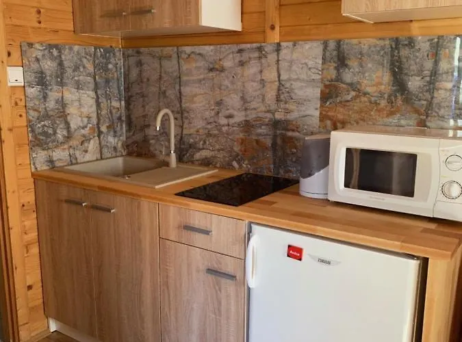 Letniskowe I Feriehus Międzywodzie